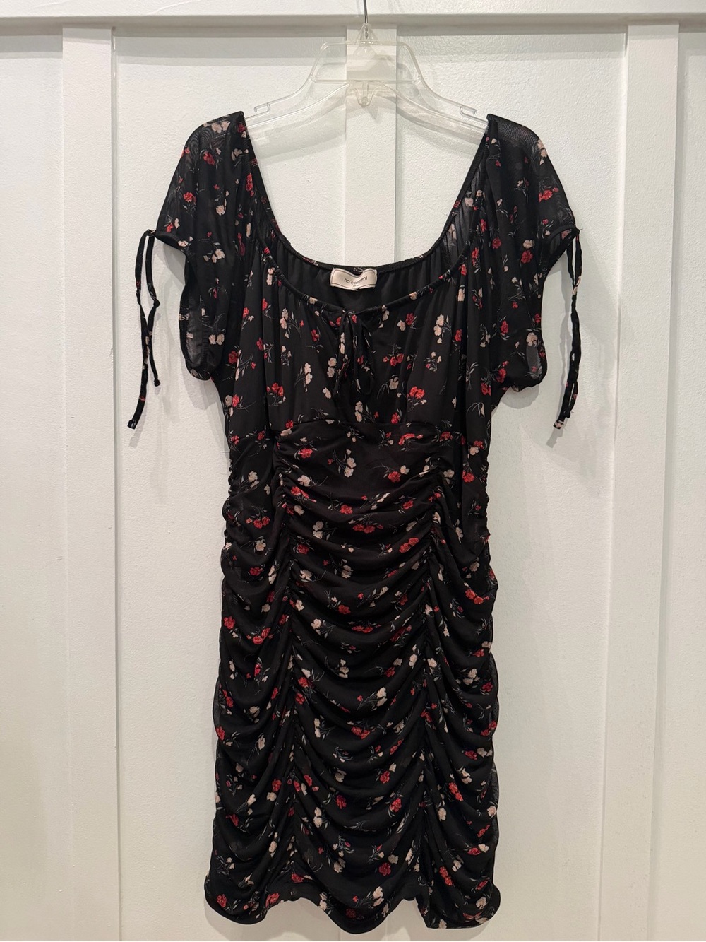 Black Floral Ruched Short Sleeve Dress